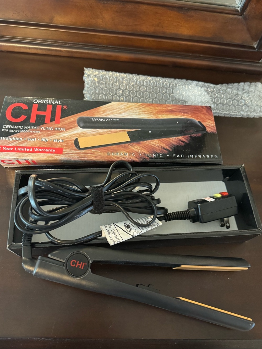 CHI Original Ceramic Flat Iron 1" Plates Hair Straightener - Picture 2 of 7